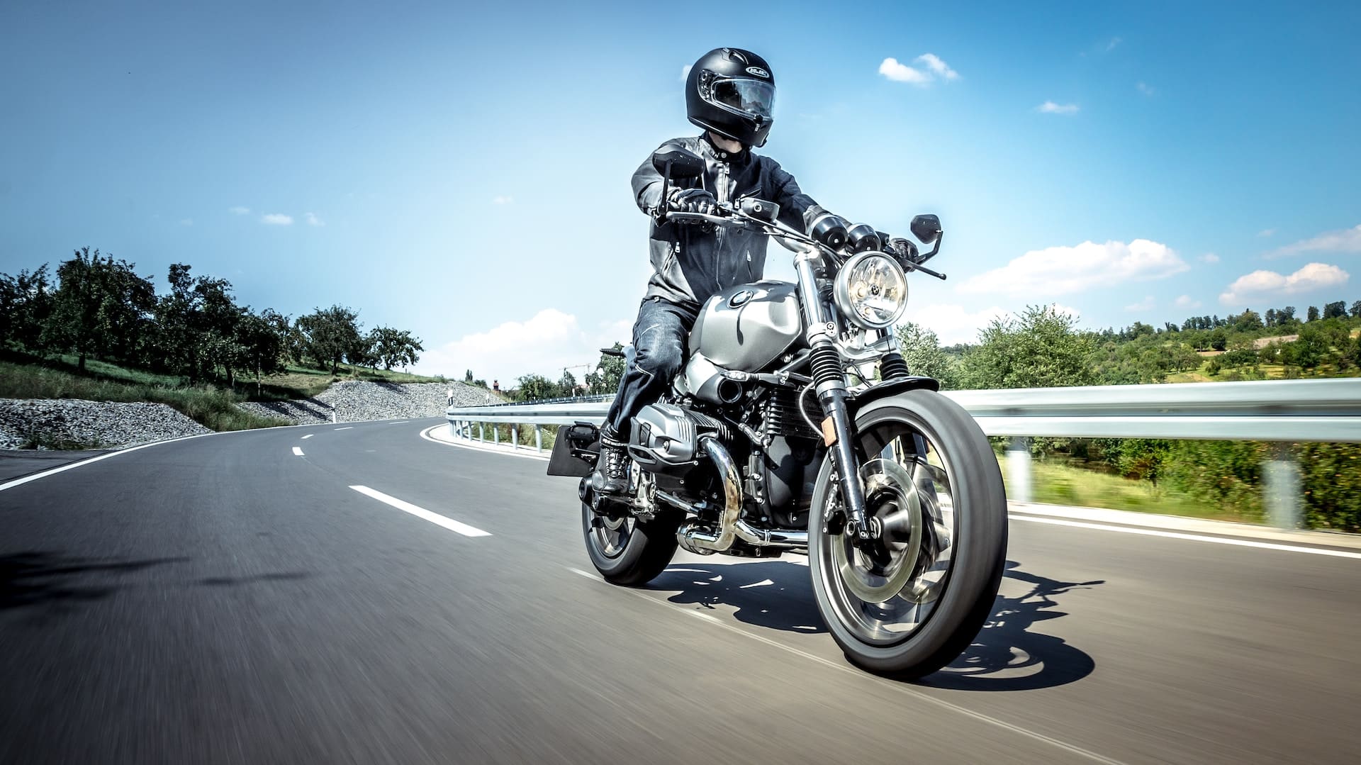 Quelles protections sont obligatoires en moto ?